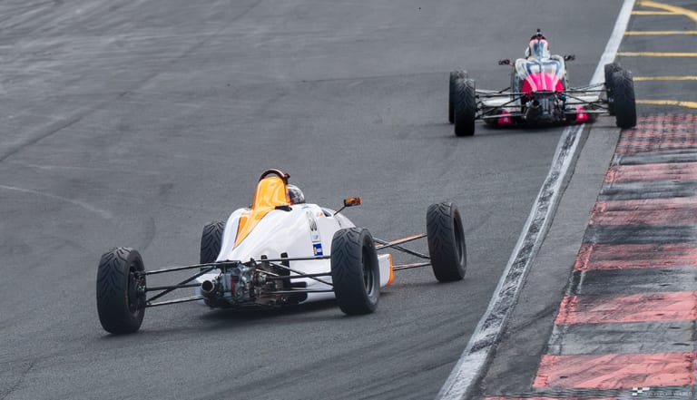 Open wheel racing at Hampton Downs — motorsport photography by Ryan Watkinson